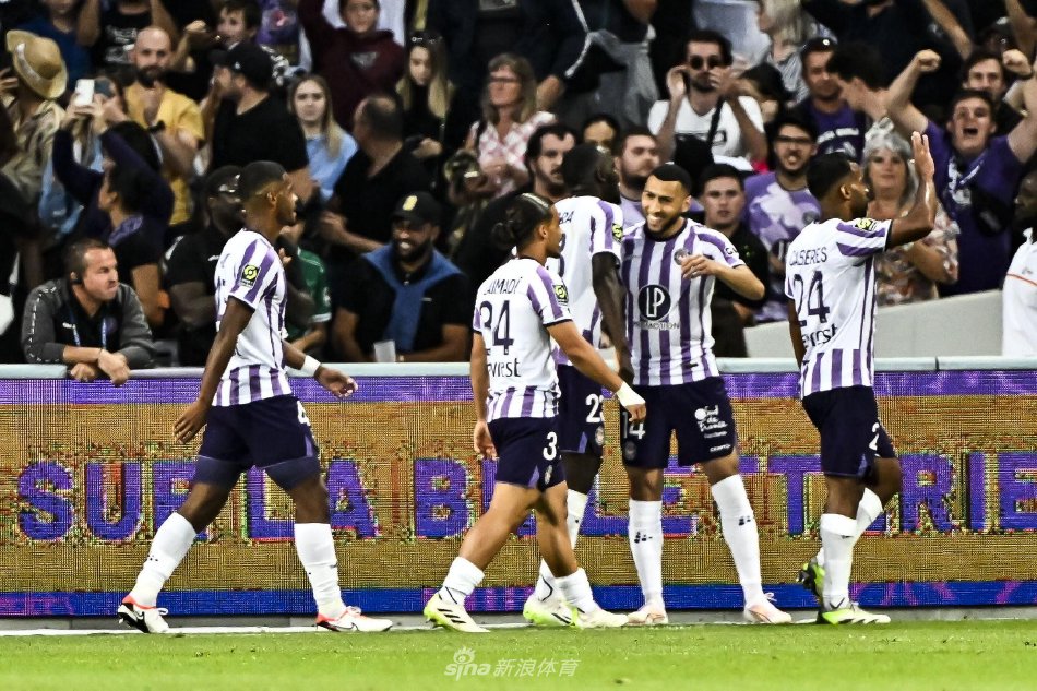 教育资源匮 教育资源匮