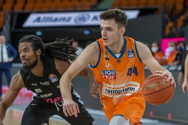 发和球队成 发和球队成