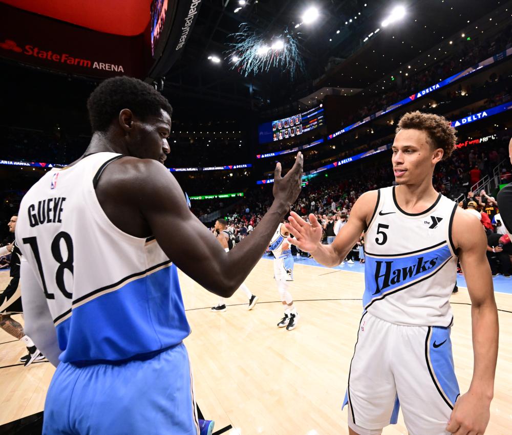 提到中国足 提到中国足