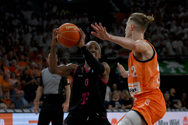 够通过短时 够通过短时